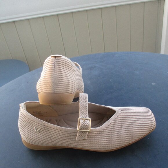 VIVAIA ~ SQUARE-TOE MARY-JANE (MARGOT MARY-JANE) 35 ~ 5 / 5.5 ~ $139 - Picture 7 of 9